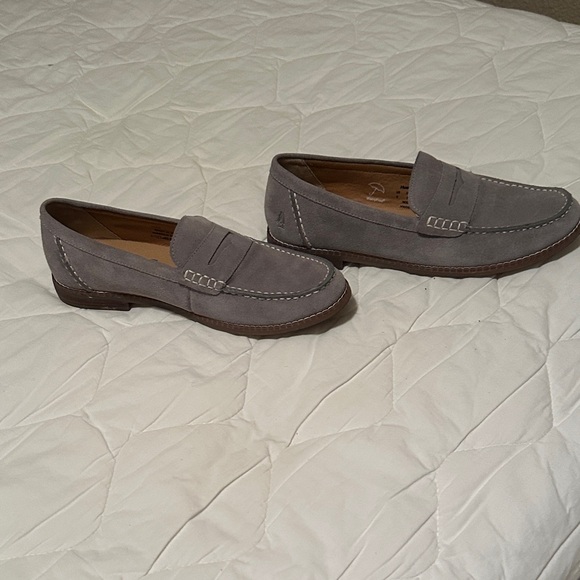 Hush Puppies Women’s Grey Suede Loafers - Picture 4 of 5